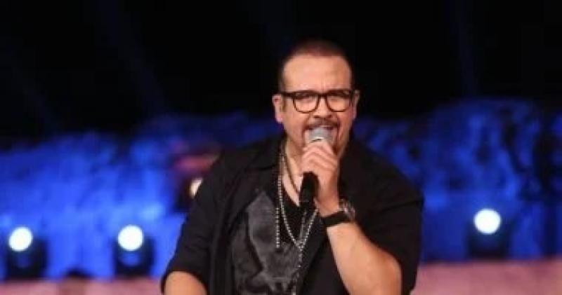 تعرف على موعد حفل هشام عباس بعيد الأضحى