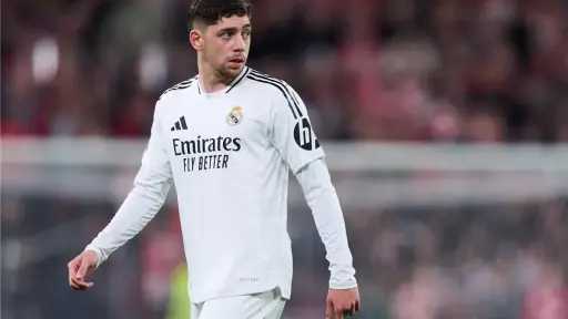 ريال مدريد يعلن فتح تحقيق وتأديب فالفيردي وتشواميني قبل الكلاسيكو أمام برشلونة