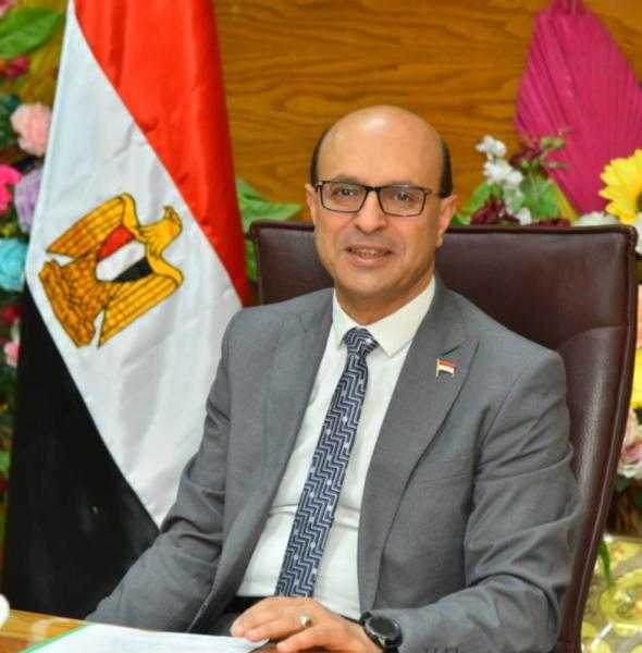 المنشاوي يؤكد دور جامعة أسيوط في التثقيف الوطني وترسيخ قيم الولاء والانتماء لدى الطلاب