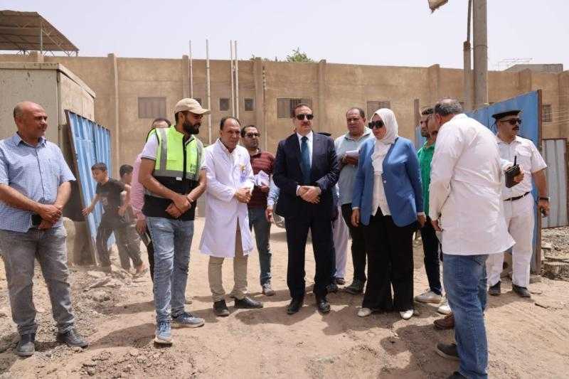 محافظ المنوفية يتفقد سوق منوف الحضاري الجديد ويوجه بسرعة تسكين الباعة الجائلين