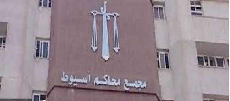 الإعدام لفلاح قتل طفلته الرضيعة لاستعطاف أهالي قريته بأسيوط