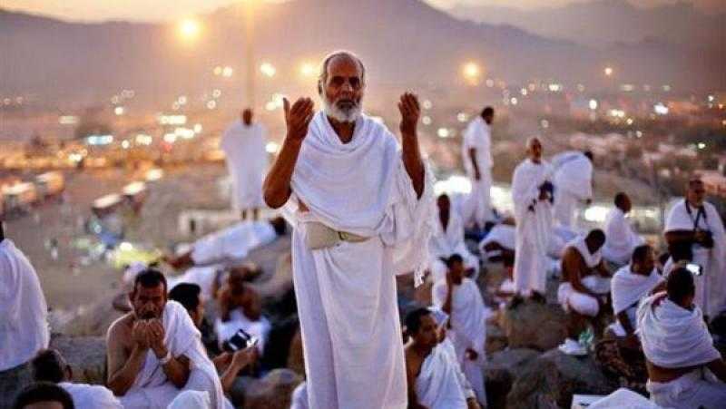 الأزهر: من السنة تطييب البدن قبل الإحرام ولا حرج فى بقائه بعد نية الدخول بالنسك