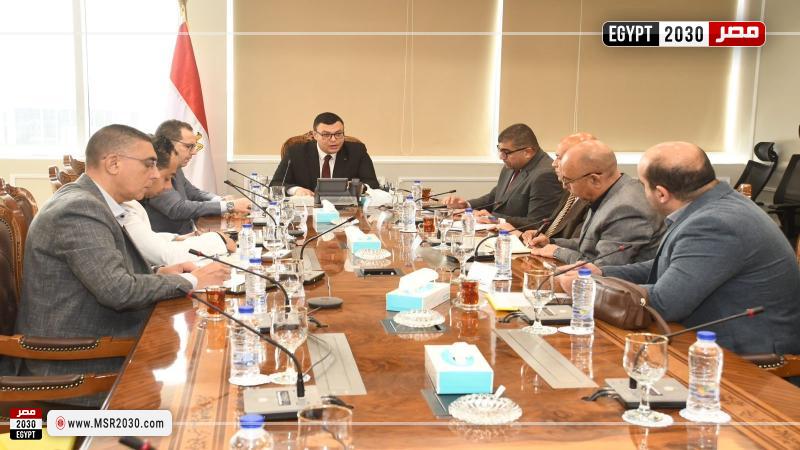 وزير الإسكان