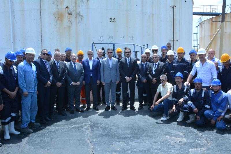 وزير التموين والمدير التنفيذي لجهاز مستقبل مصر ومحافظ الإسكندرية يتفقدون أعمال التطوير بمحطة الزيوت بالمكس