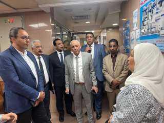 محافظ قنا يتفقد مركز تدريب العاملين على إجراءات السلامة بشركة مياه الشرب