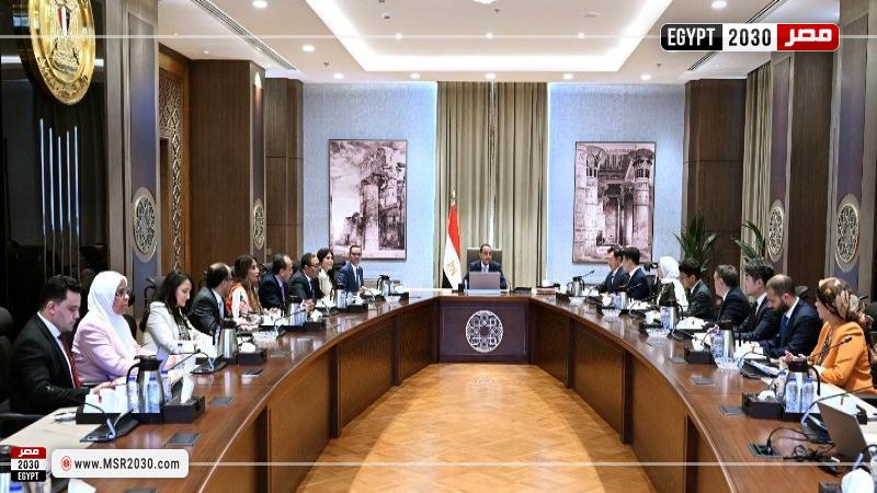الدكتور مصطفى مدبولي، رئيس مجلس الوزراء،يستقبل ، وفدًا من شركة سامسونج إلكترونيكس