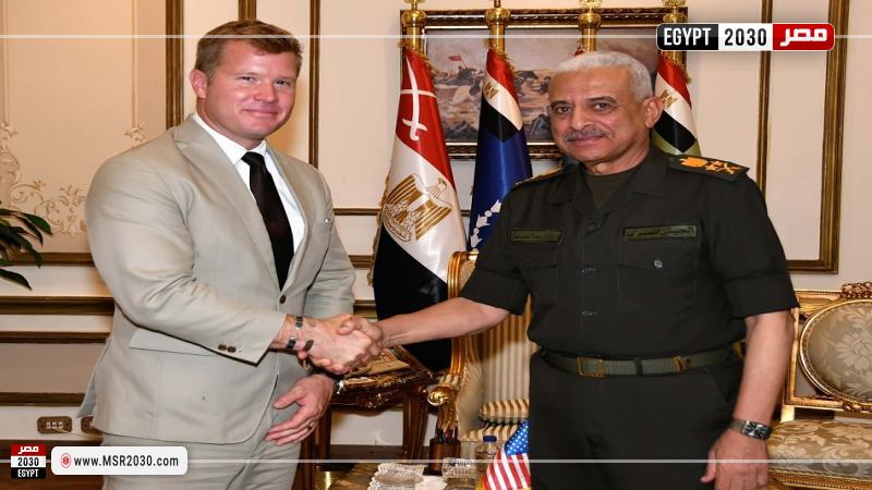 الفريق أول عبد المجيد صقر و السيناتور تيم شيهى