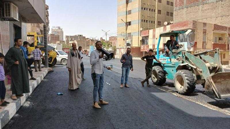 محافظ أسيوط: رصف شارع الجمهورية بأبنوب ضمن خطة العام المالي 2024-2025