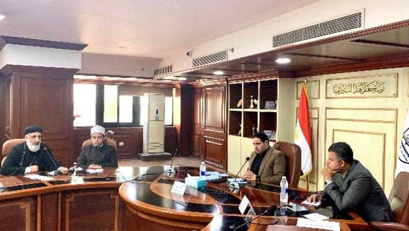 وفد القومي لحقوق الإنسان يبحث مع محافظ بني سويف عددا من الملفات