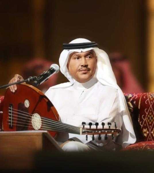 محمد عبده يُحلق بالطرب من جديد: ”أحد سأل عني” تتجاوز المليون وتُكرّم البدر