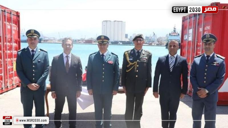 مساعدات عسكرية في مرفأ بيروت