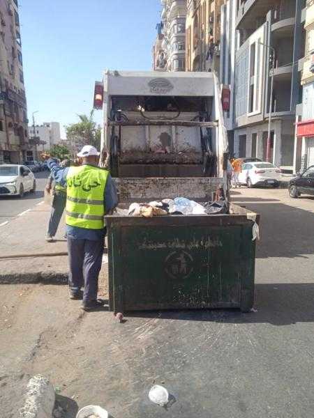 محافظ الإسماعيلية: تكثيف أعمال النظافة ورفع كفاءة أعمدة الإنارة العامة للحفاظ على الوجه الحضاري للمحافظة