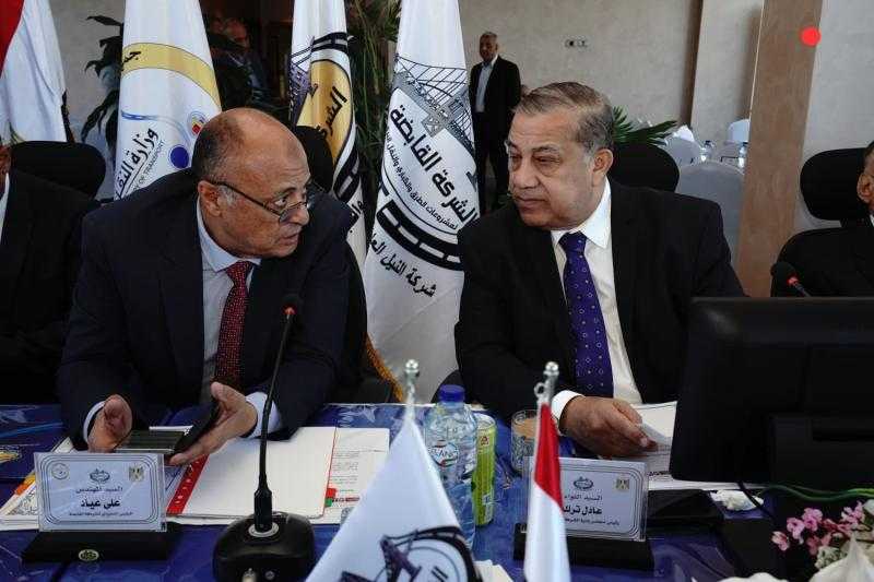 ”القابضة للطرق والكبارى” تعتمد الموازنات التقديرية لـ 3 شركات تابعة..وتضيف الأعمال البحرية لانشطتها