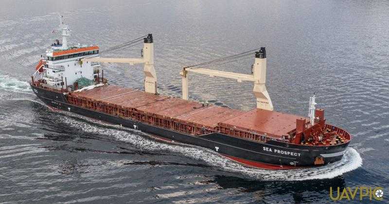 تداول 100 آلف طن بضائع عامة ومتنوعة و 1063 شاحنة بمواني البحر الأحمر