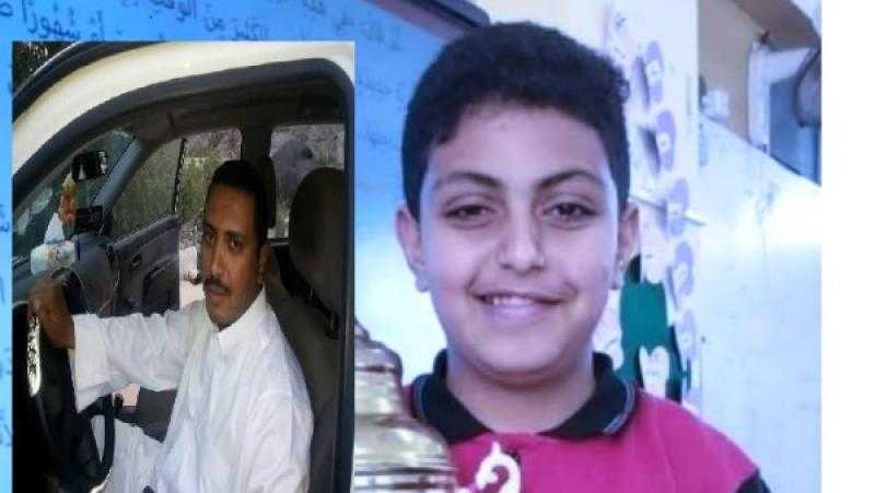 حزن بقفط .. طفل يلحق بوالده بعد ساعات من وفاته في حادث سيارة بالأقصر