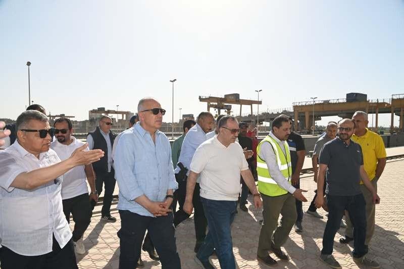 خلال جولة تفقدية.. وزير الري: قناطر أسيوط الجديدة إحدى أكبر المنشآت المائية المقامة على نهر النيل