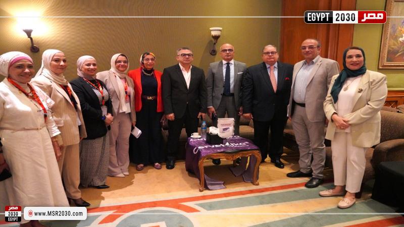 كلية الطب بجامعة عين شمس