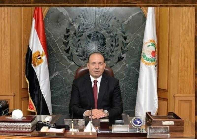 رئيس جامعة المنصورة يقرر صرف مكافأة إثابة للهيئة المعاونة والعاملين بالجهاز الإداري تقديرًا لجهودهم مع قرب حلول عيد الأضحى المبارك
