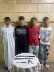 ضبط 4 أشخاص عاكسوا فتيات واعتدوا على شابين بالأسلحة البيضاء في القاهرة