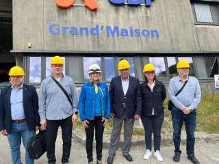 وزير الكهرباء يتفقد محطة ”Grand Maison” كأكبر محطات الطاقة الكهرومائية في أوروبا
