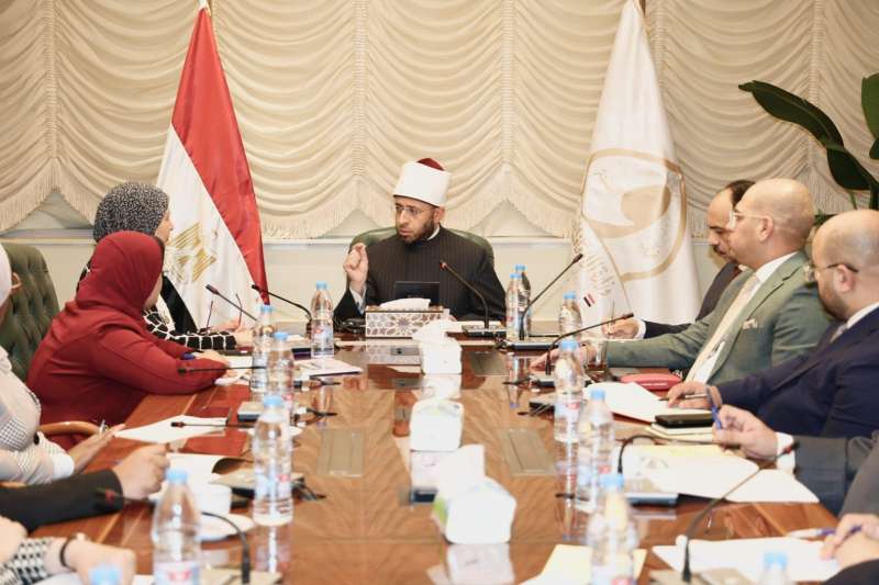 وزير الأوقاف يستقبل مديرة المركز القومي للبحوث الاجتماعية والجنائية