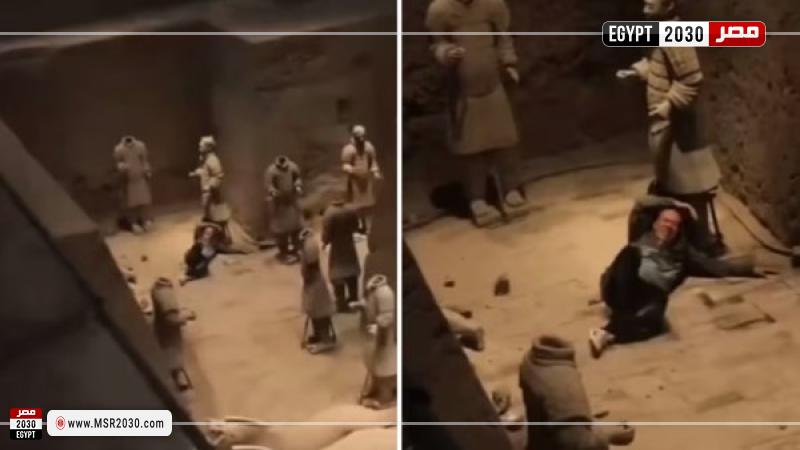 سائح يسبب أضرارًا في تمثالين