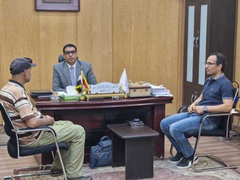 نائب محافظ الأقصر يترأس اجتماع لجنة حصر المنشآت الآيلة للسقوط