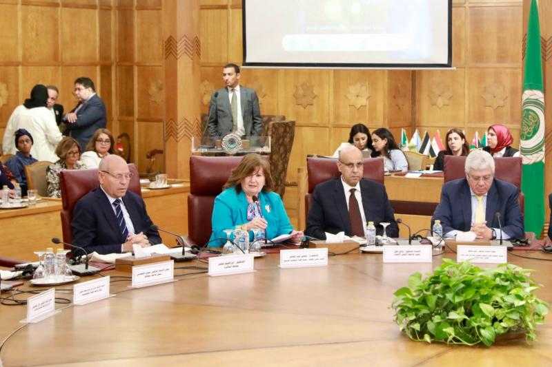 محافظ القاهرة يشهد المؤتمر الدولي الثالث حول المناخ والبيئة