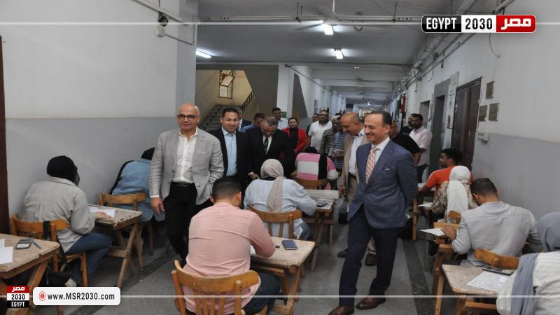 رئيس جامعة عين شمس