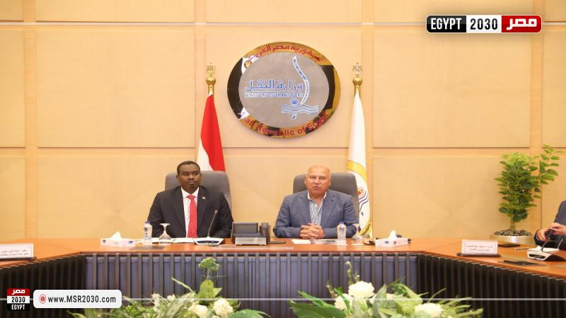 وزير الصناعة والنقل