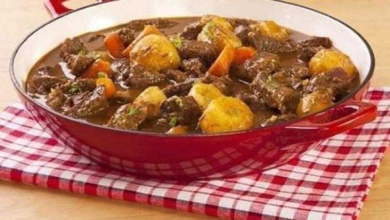 غير تقليدية.. طريقة عمل اللحم بصوص الكاري