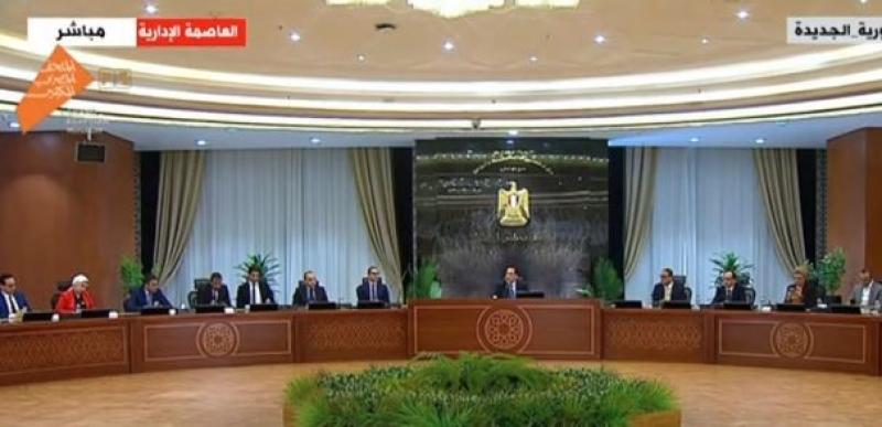 رئيس الوزراء:الحكومة تسعى إلى تعزيز الشراكة مع القطاع الخاص