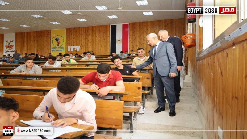 رئيس جامعة المنيا 