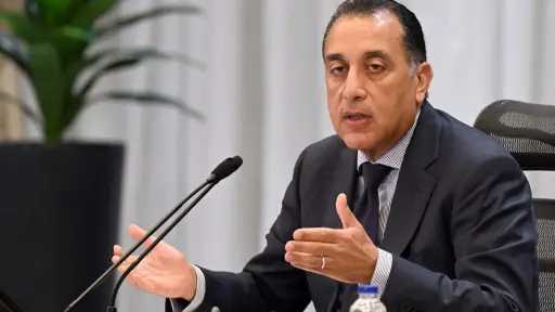 رئيس الوزراء يوجه بسرعة تشغيل المشروعات والمباني الخدمية بالعاصمة الجديدة