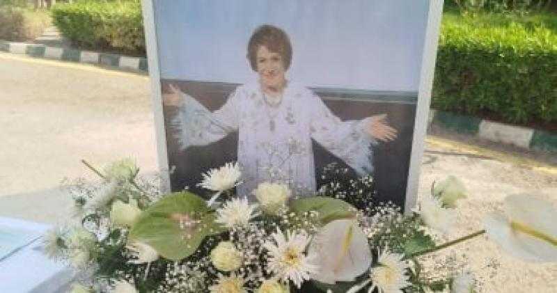 وداعًا سيدة المسرح العربي.. تفاصيل عزاء سميحة أيوب وطلب خاص من أسرتها