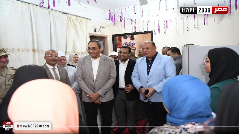 محافظ قنا 
