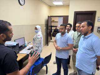 جولات ميدانية مكثفة لمدير فرع هيئة الرعاية الصحية بالأقصر بمستشفيات إيزيس وحورس