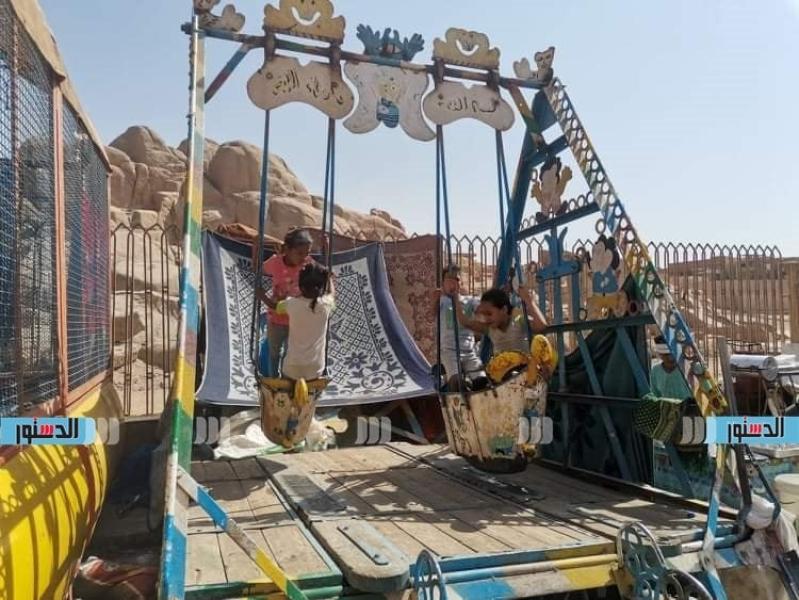 فرحة العيد لم تكتمل.. إصابة 3 أطفال إثر سقوطهم من مرجيحة بقرية نواج بالغربية
