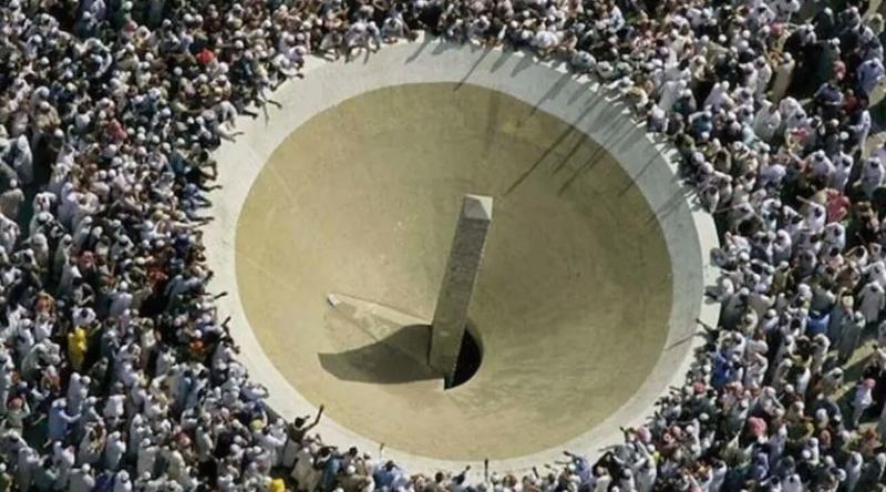 حجاج بعثة القرعة يواصلون رمي الجمرات في ثاني أيام التشريق