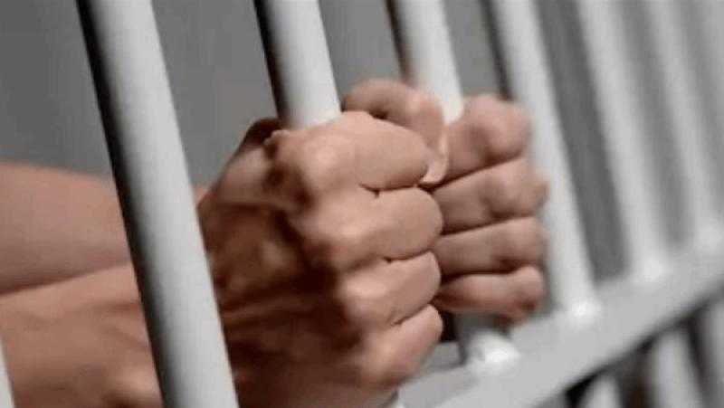 هلع في لبنان بعد فرار 20 سجينًا ليلًا من مخفر غزير والسلطات تفتح تحقيقا