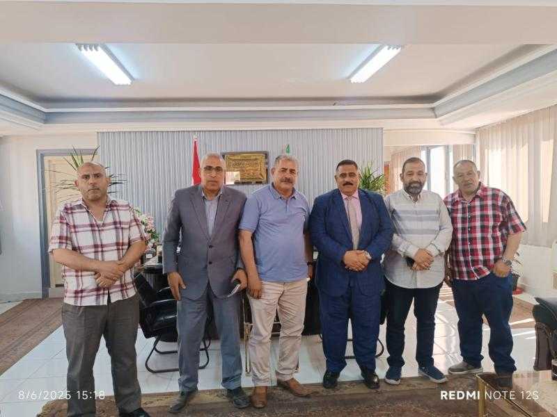 مدير الإصلاح الزراعي يتفقد أعمال وأنشطة الهيئة والجمعيات بمحافظة الدقهلية