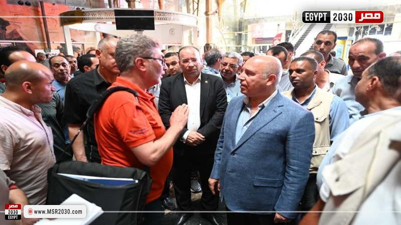 كامل الوزير في جولة تفقدية مفاجئة بمحطتي رمسيس والشهداء