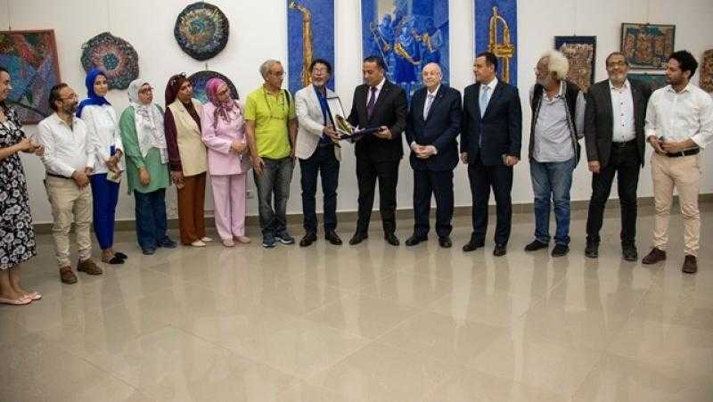 كلية الفنون الجميلة بالجامعة المصرية الروسية تنظم معرض الفن للجميع