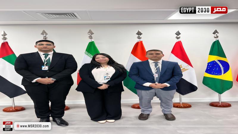 وفد من وزارة الشباب والرياضة