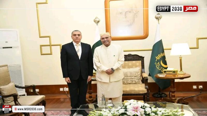 السفير د. إيهاب عبد الحميد، سفير مصر لدى باكستان وآصف علي زرداري، رئيس جمهورية باكستان