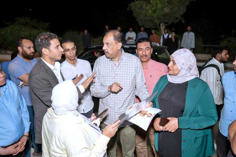 محافظ سوهاج يتفقد عددا من مشروعات التطوير والتجميل ويُتابع تنفيذ كوبري المشاة بمنطقة الثلاث كباري
