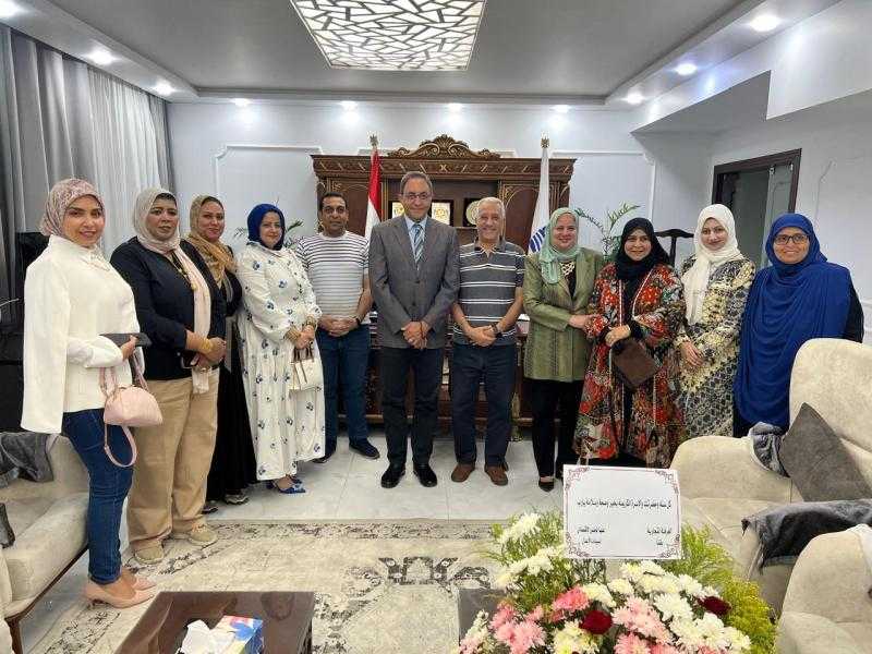 محافظ قنا يستقبل ممثلي المجتمع المدني لتهنئته بعيد الأضحى