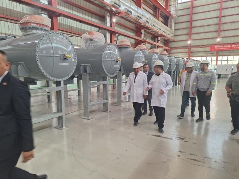 وزير الكهرباء في زيارة ميدانية الى مصانع شركة اكس دى  إجيماك بالسويس