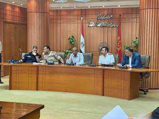 السكرتير العام لمحافظة بورسعيد يترأس اجتماع استعدادات المحافظة لامتحانات الثانوية العامة 2024/2025