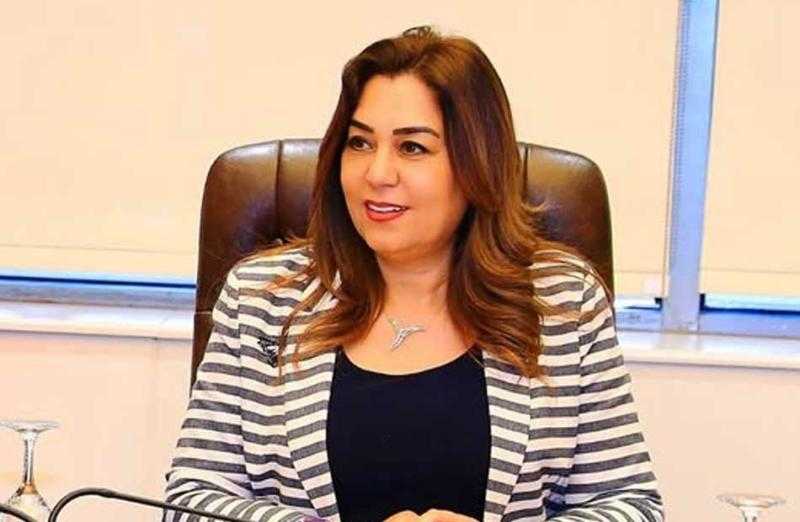 وزيرة التنمية المحلية تتابع سير العمل في منظومة المراكز التكنولوجية بالمحافظات